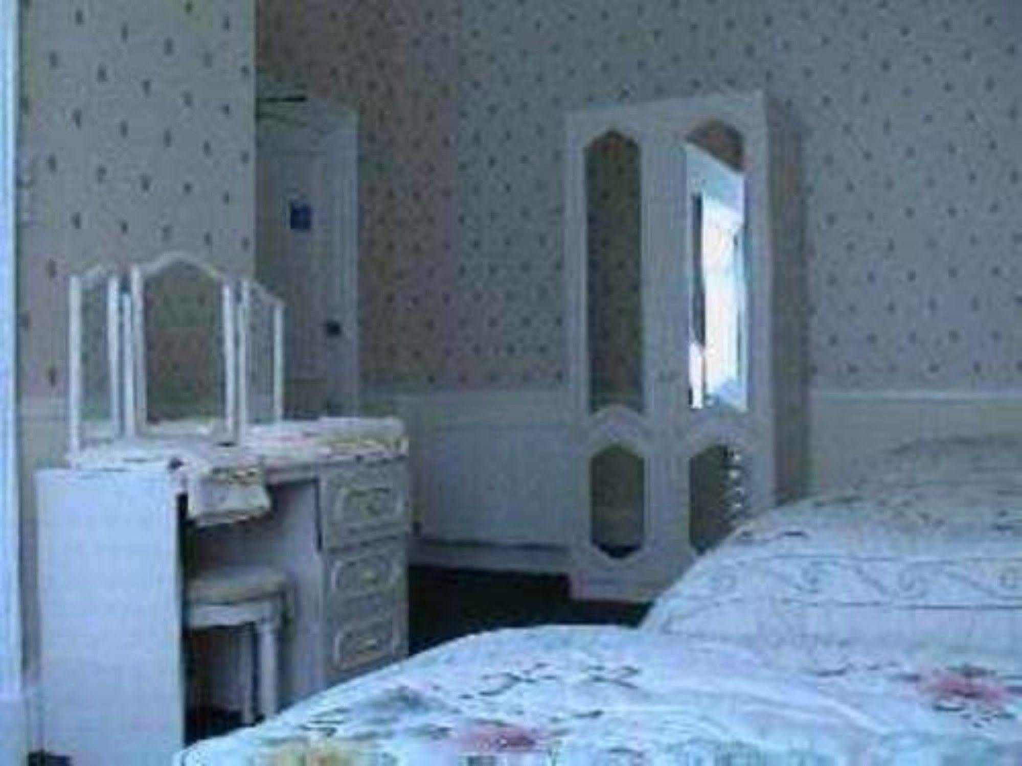 Capital House Hotel Единбург Екстериор снимка