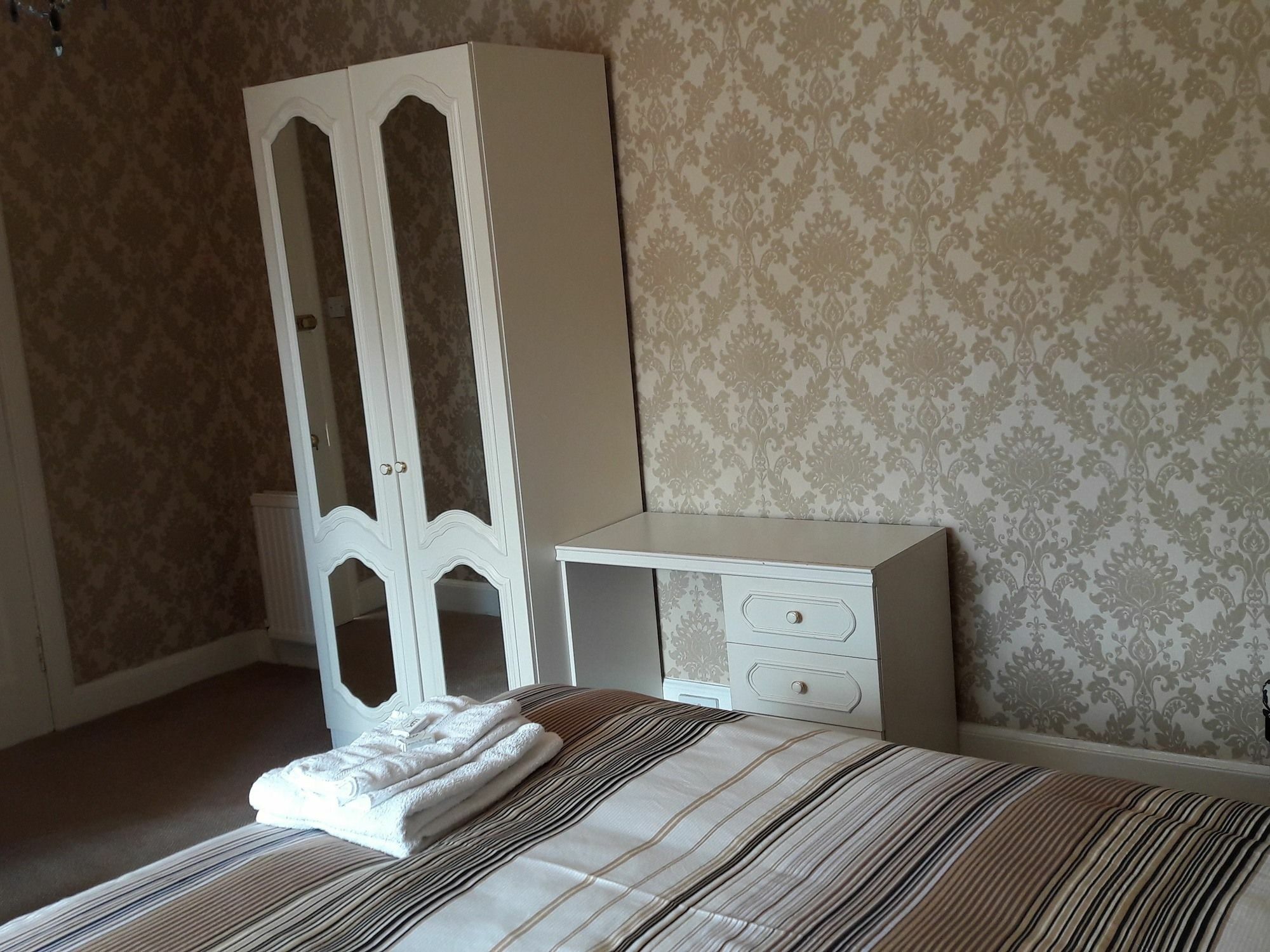Capital House Hotel Единбург Екстериор снимка