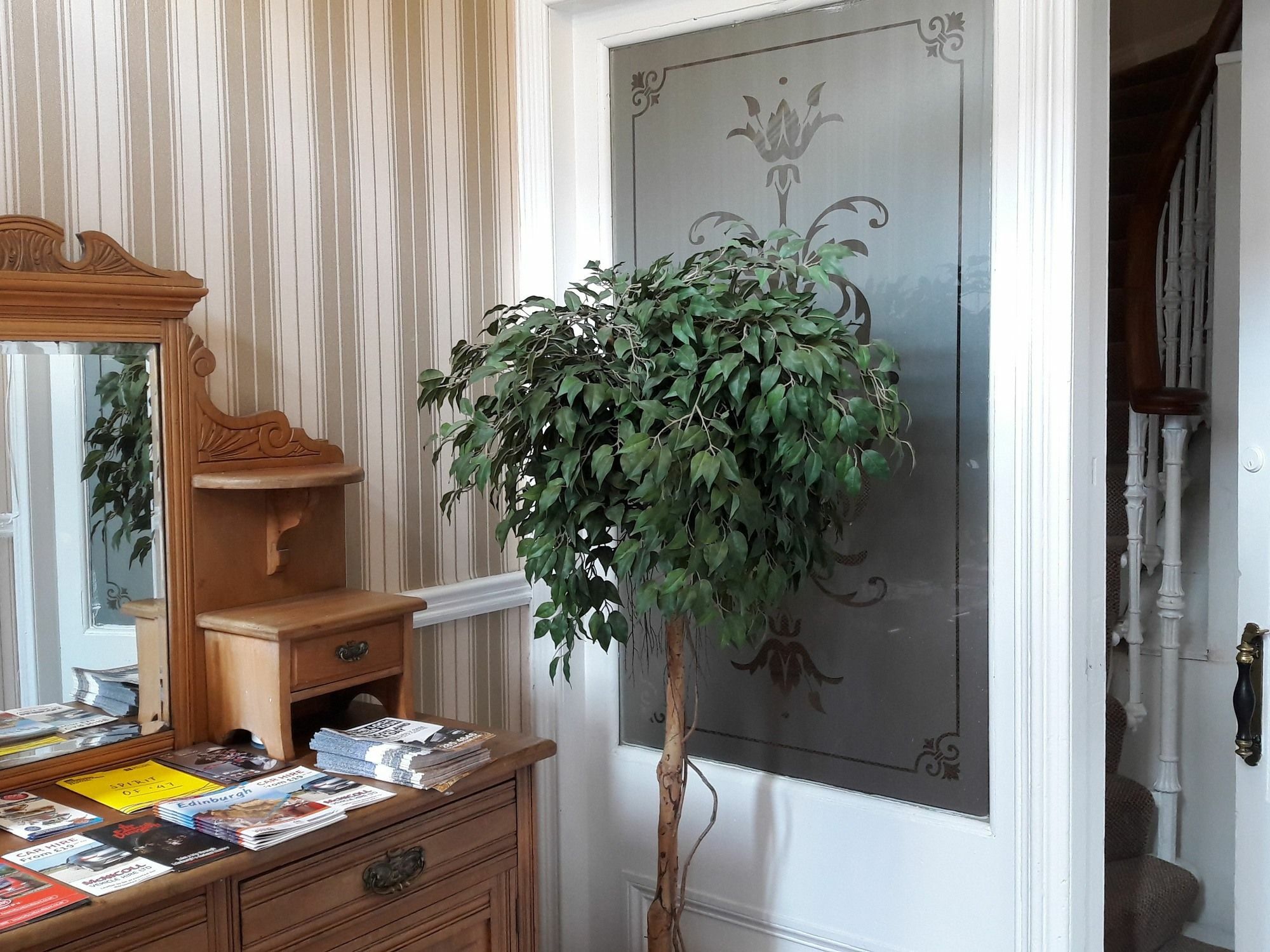 Capital House Hotel Единбург Екстериор снимка
