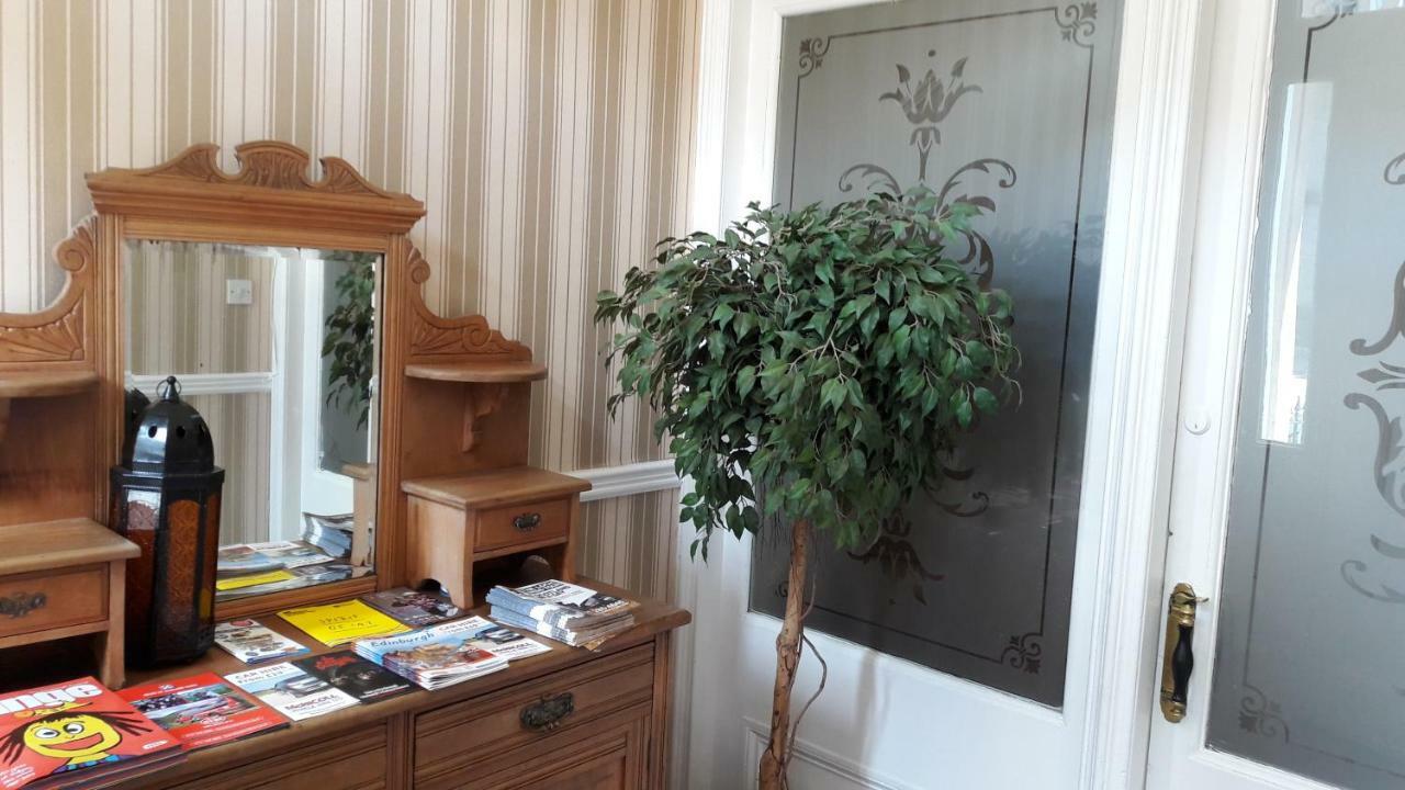 Capital House Hotel Единбург Екстериор снимка